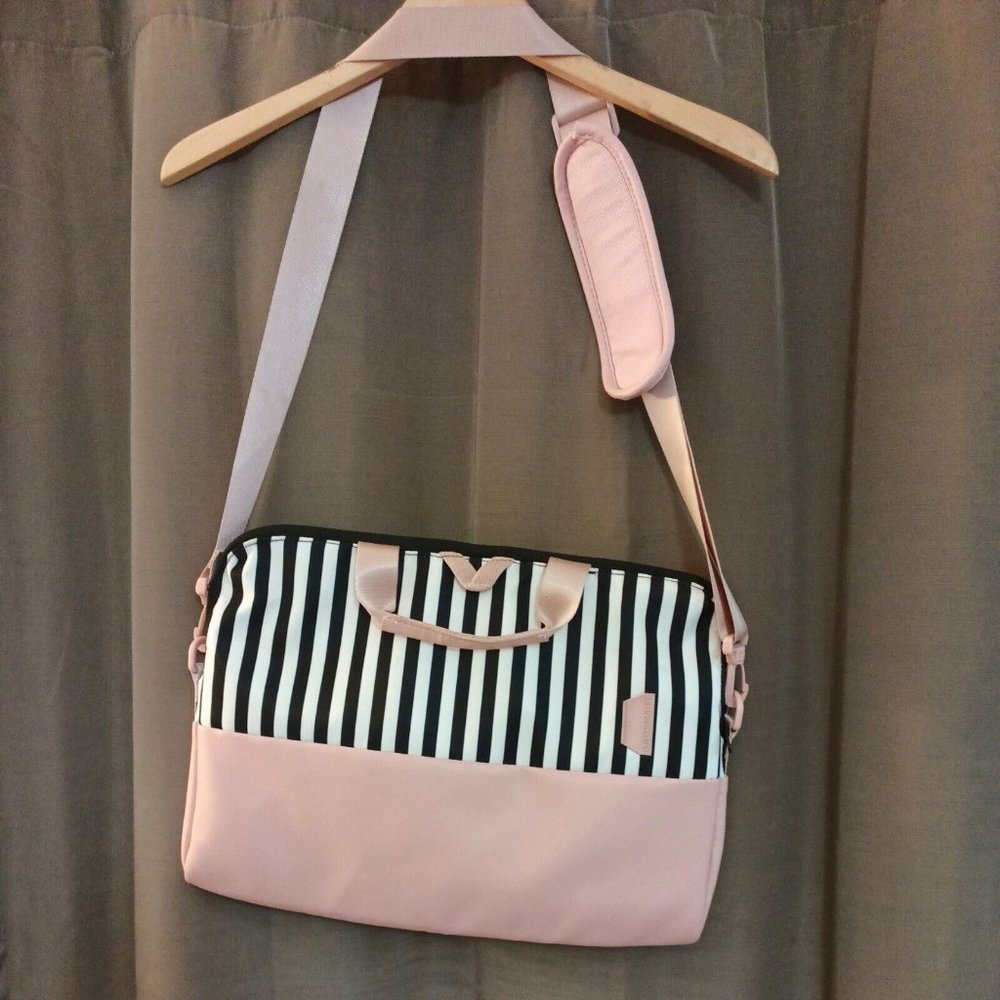 Bagsmart 15.6 Inch Laptop Case Slim Computer Bag Pink With Black & White Stripes